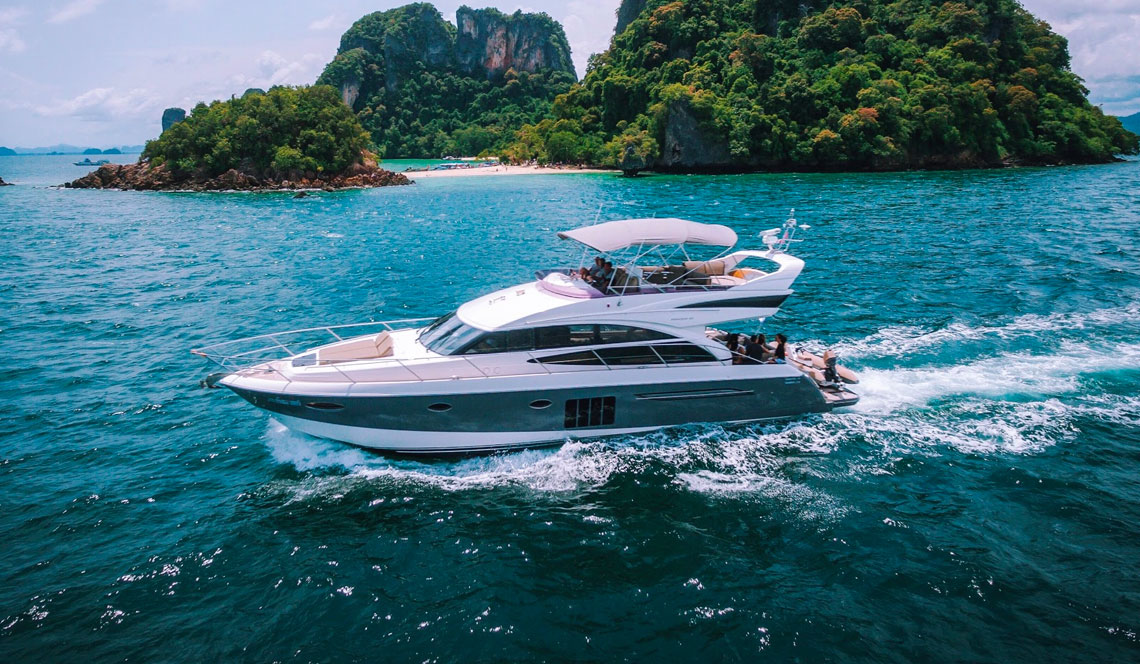 yacht rental in thailand